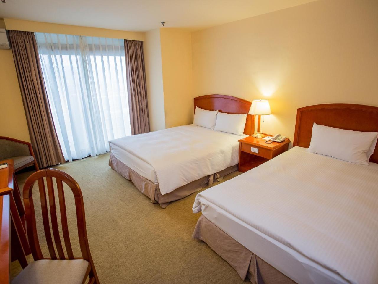 Jiuwu Hotel La Đông Ngoại thất bức ảnh