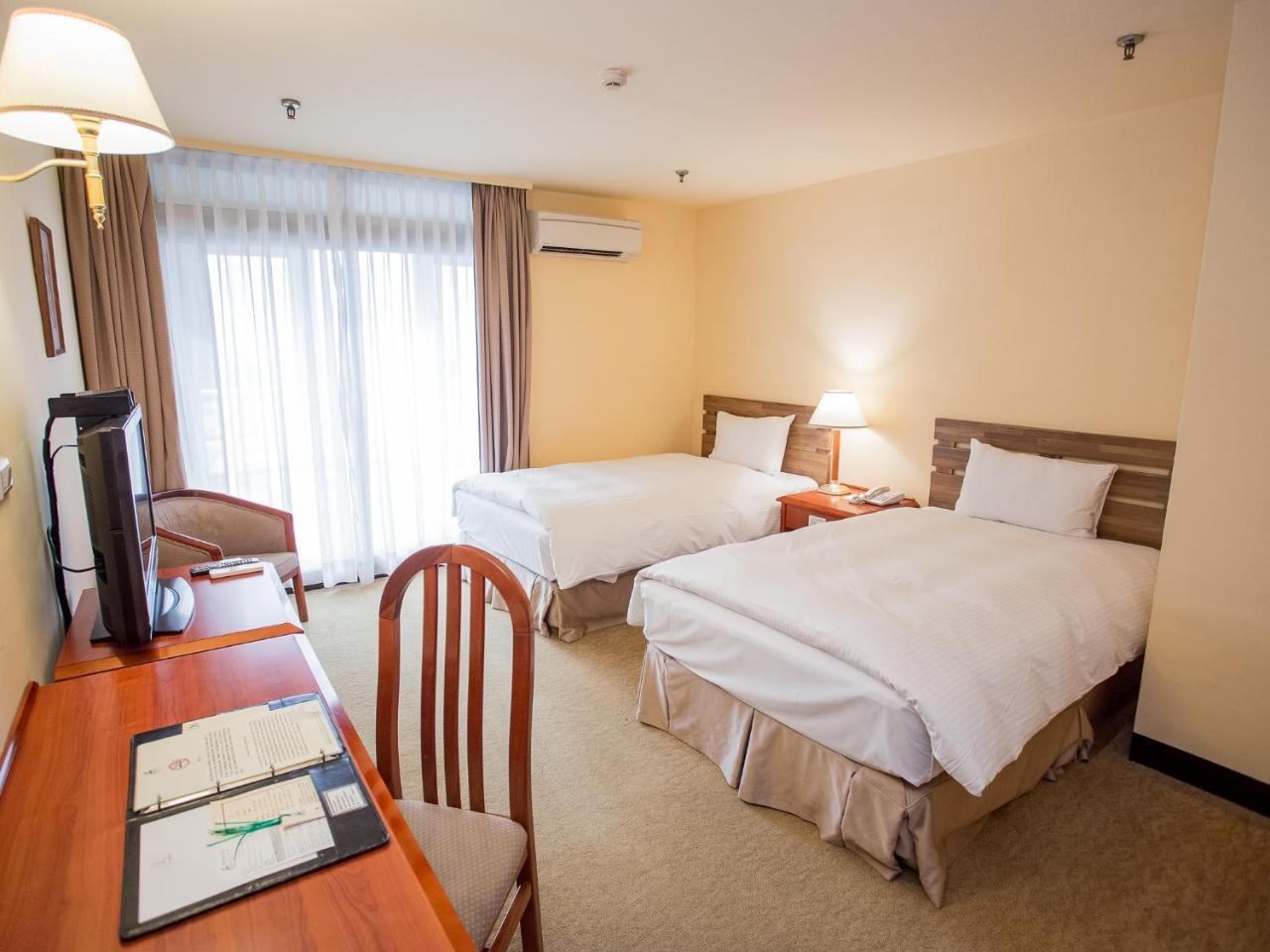 Jiuwu Hotel La Đông Ngoại thất bức ảnh