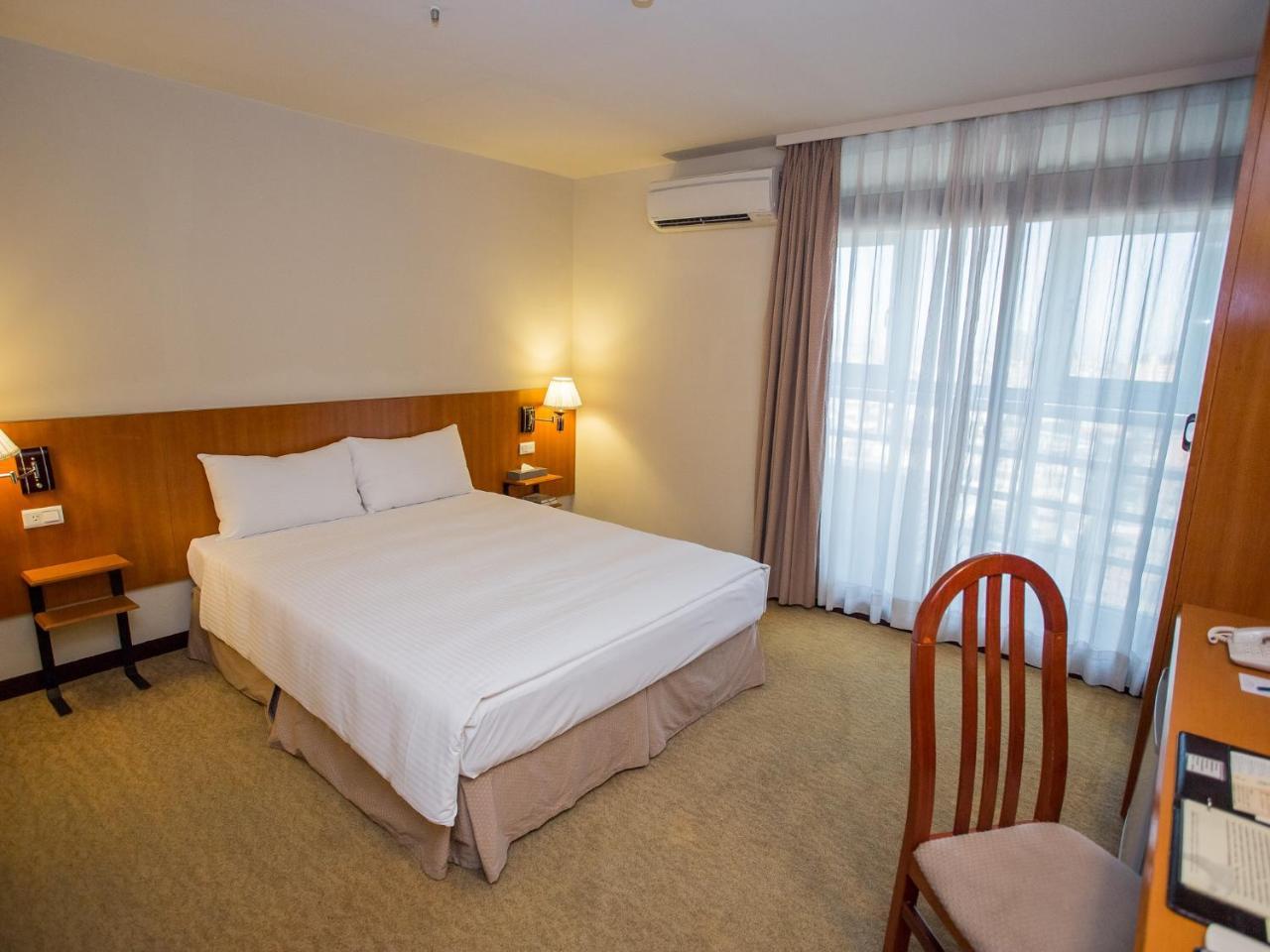 Jiuwu Hotel La Đông Ngoại thất bức ảnh