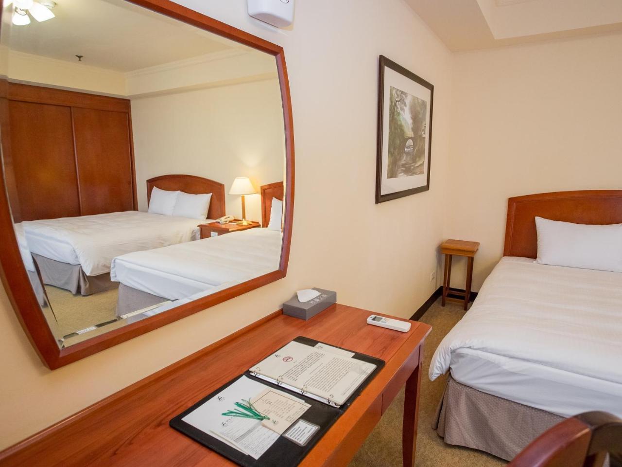 Jiuwu Hotel La Đông Ngoại thất bức ảnh